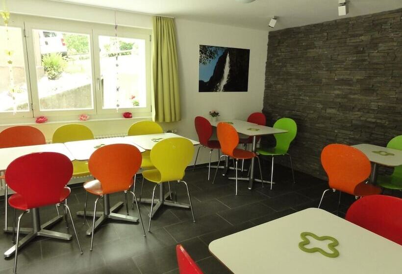 Valley Hostel