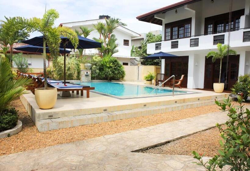 هاستل Sky And Sand Guesthouse