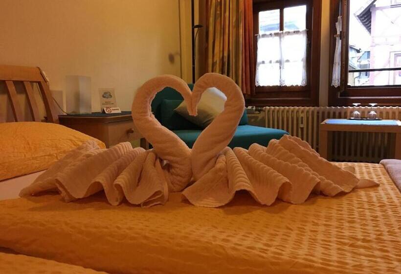 هتل Im Hochzeitshaus