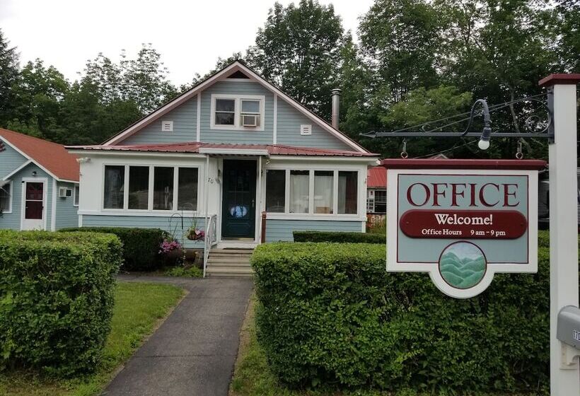 White Mountain Motel And Cottages