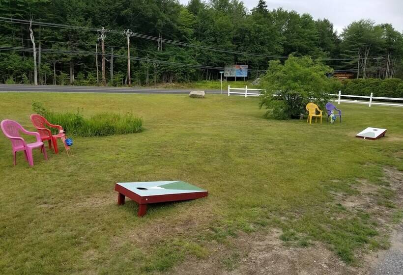 White Mountain Motel And Cottages