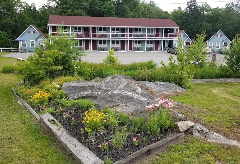 White Mountain Motel And Cottages