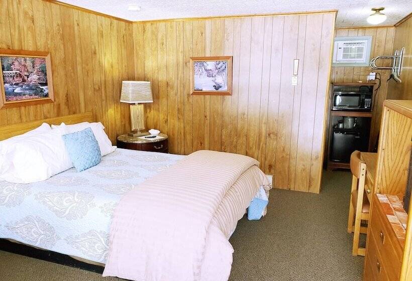 White Mountain Motel And Cottages