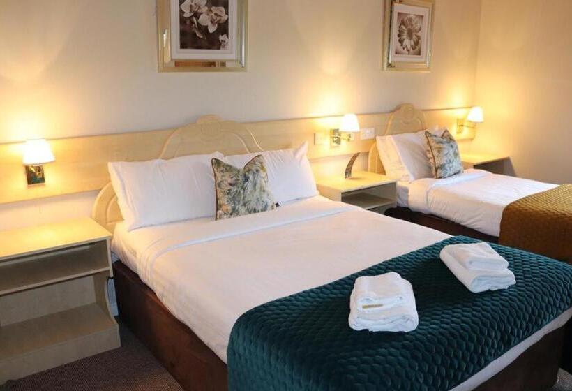 تختخواب و صبحانه Hillview Lodge