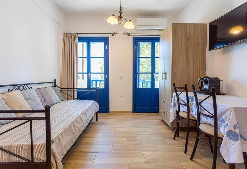 בית מלון כפרי Alexandros By The Beach   Serifos