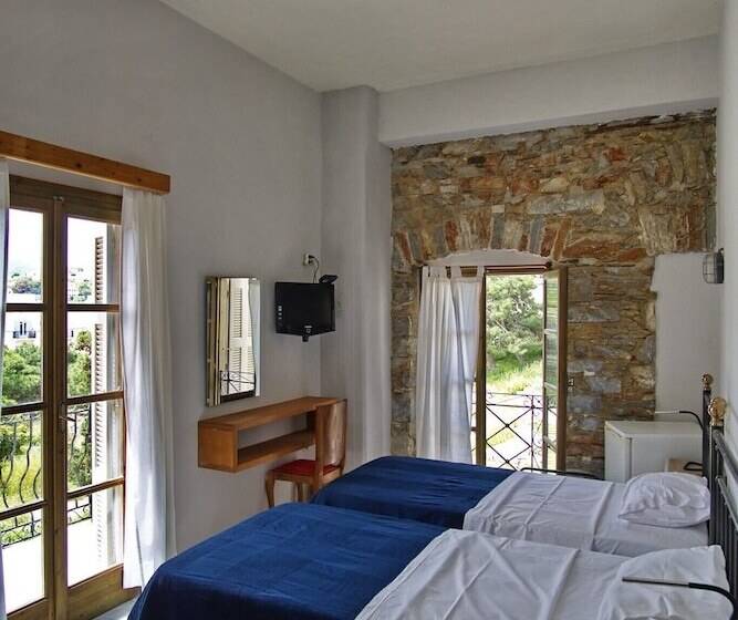 هتل Axilleion Guest House