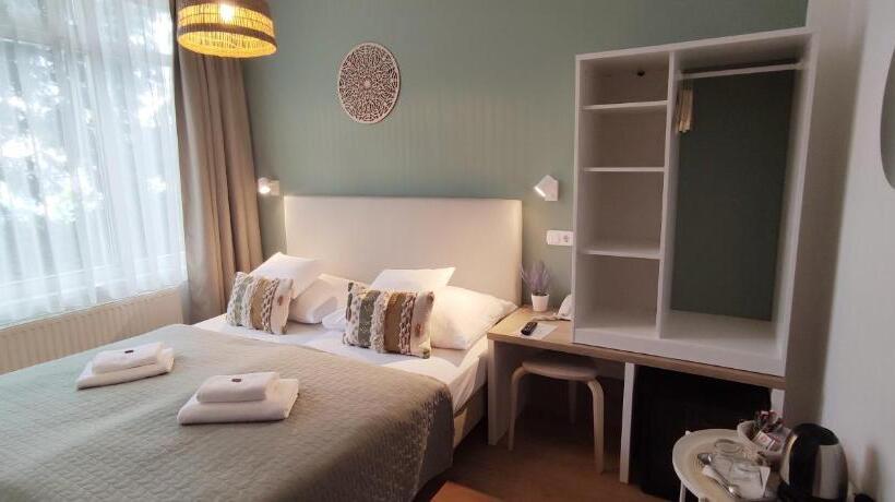 هتل Budapest Csaszar