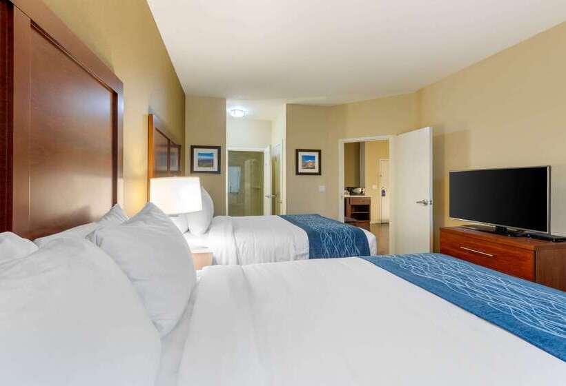 בית מלון כפרי Comfort Inn & Suites Near Ontario Airport