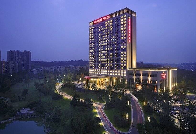 בית מלון כפרי Crowne Plaza Chengdu Panda Garden By Ihg