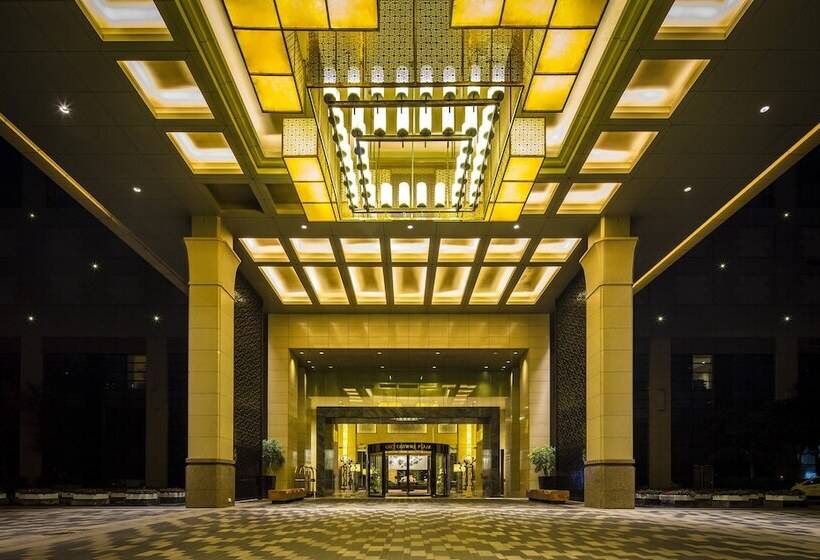 בית מלון כפרי Crowne Plaza Chengdu Panda Garden By Ihg