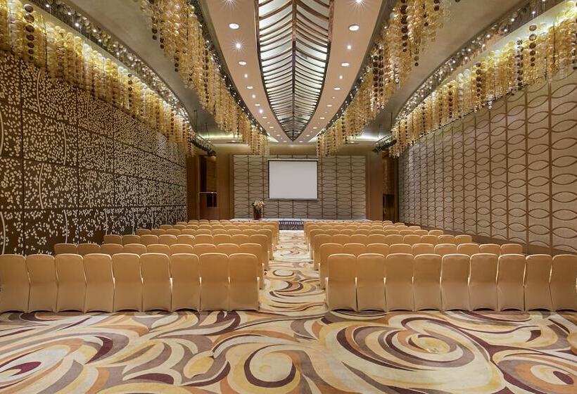 هتل Crowne Plaza Zhongshan Wing On City, An Ihg