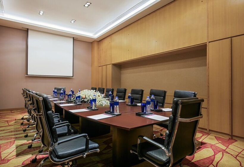 هتل Crowne Plaza Zhongshan Wing On City, An Ihg
