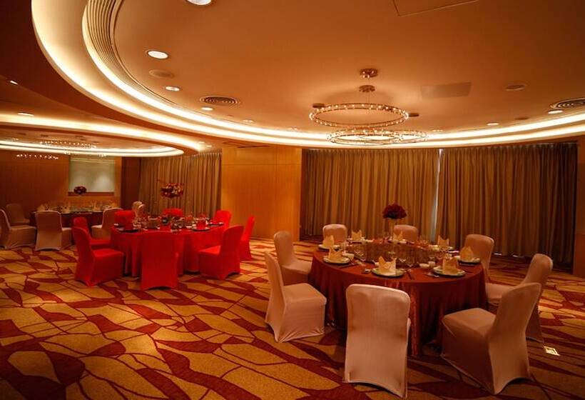 هتل Crowne Plaza Zhongshan Wing On City, An Ihg