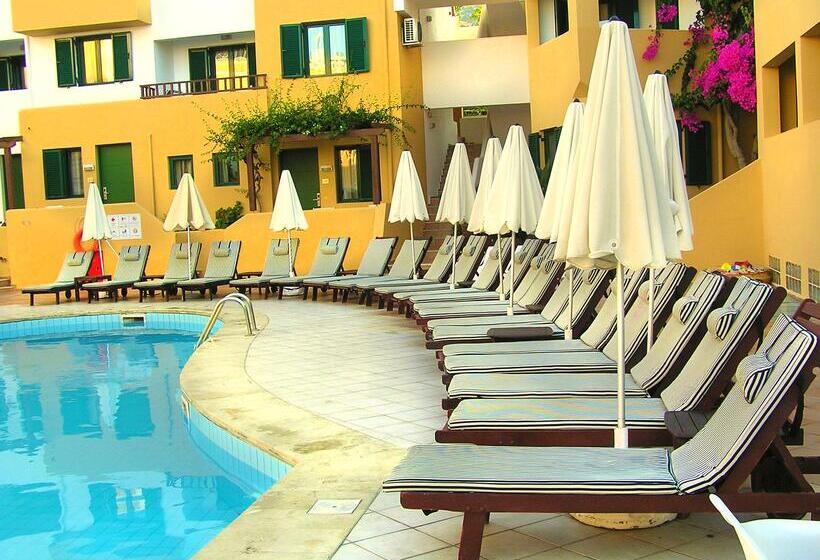 Отель Elmi Beach  & Suites