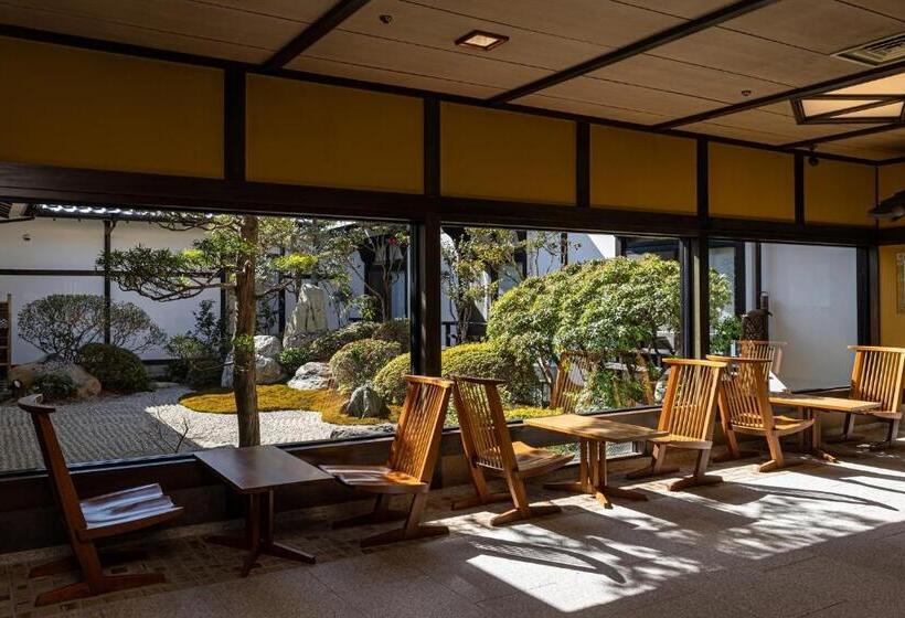 فندق Haginoyado Tomoe Ryokan