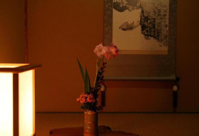 فندق Haginoyado Tomoe Ryokan