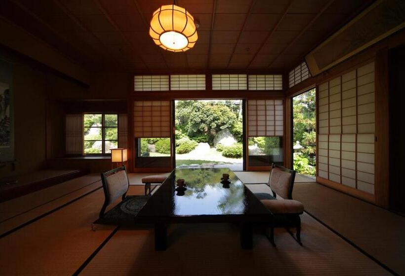 Hôtel Haginoyado Tomoe Ryokan