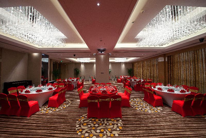 Fotos del hotel Holiday Inn Chengdu Oriental Plaza, An Ihg:  11