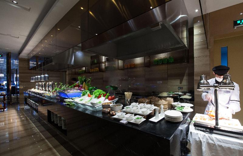 Fotos del hotel Holiday Inn Chengdu Oriental Plaza, An Ihg:  2