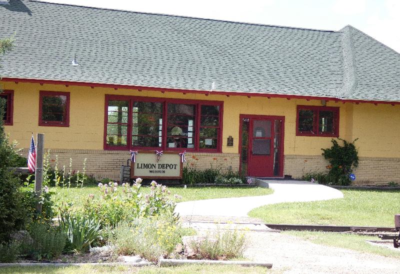 Holiday Inn Express Hotel & Suites Limon I 70/exit 359, An Ihg