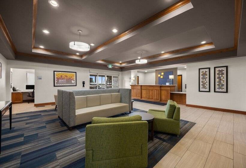 Holiday Inn Express Hotel & Suites Limon I 70/exit 359, An Ihg