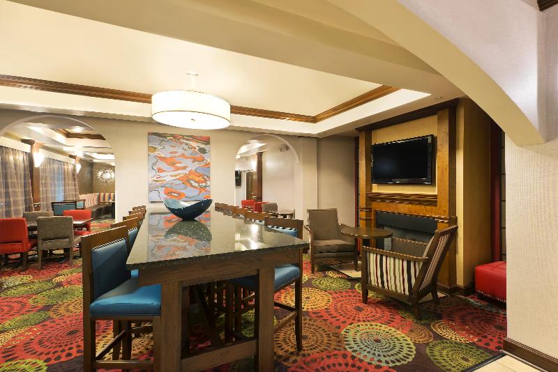 Отель Holiday Inn Express Suites Little Rock West, An Ihg