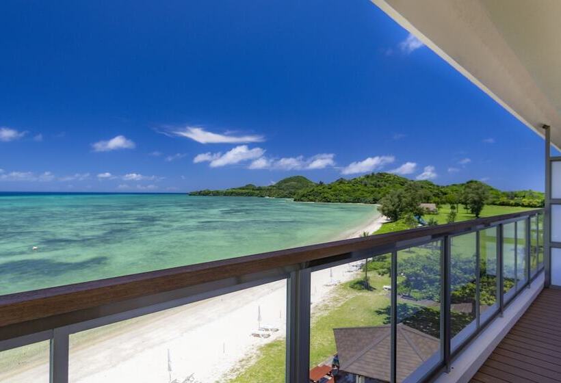 هتل Ishigaki Seaside