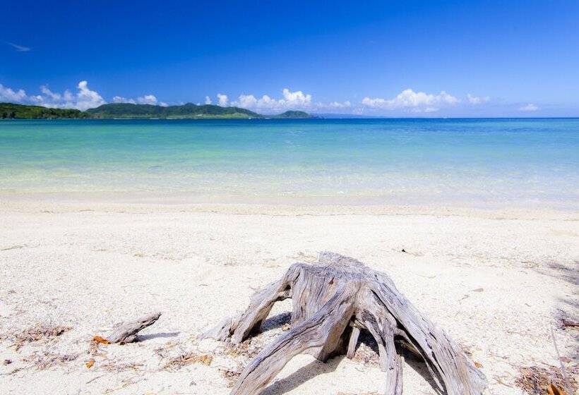 هتل Ishigaki Seaside