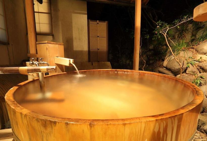 هتل Kinugawaonsen Hananoyado Matsuya
