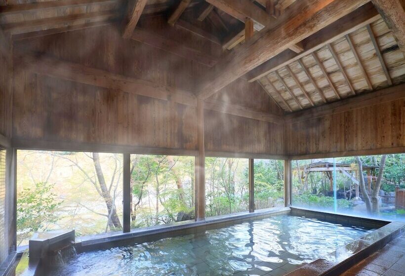 هتل Kinugawaonsen Hananoyado Matsuya