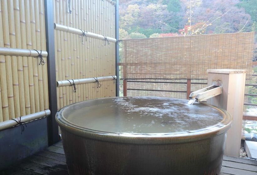 هتل Kinugawaonsen Hananoyado Matsuya