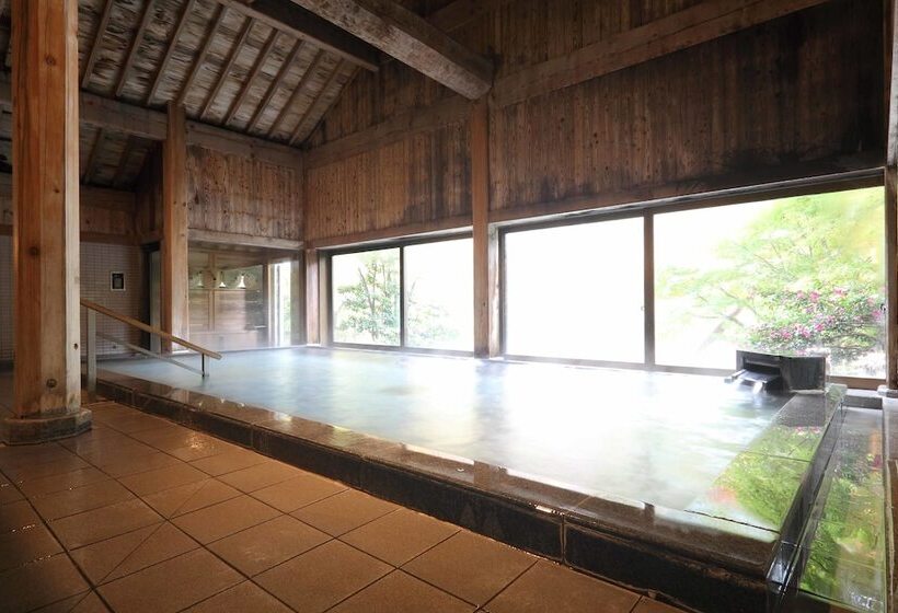 هتل Kinugawaonsen Hananoyado Matsuya