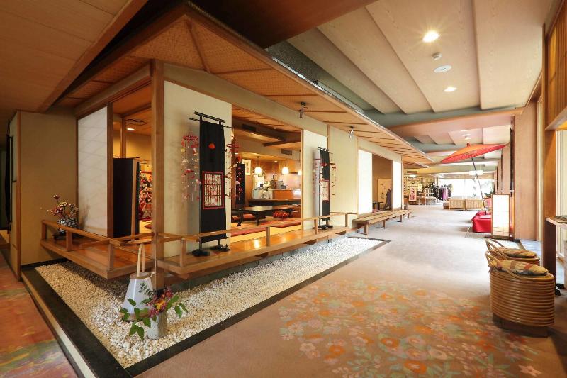 هتل Kinugawaonsen Hananoyado Matsuya