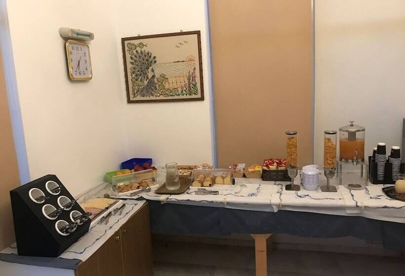 هتل Kourkoumelata