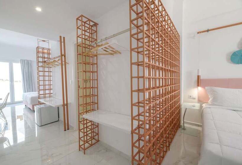 هتل Nama Boutique