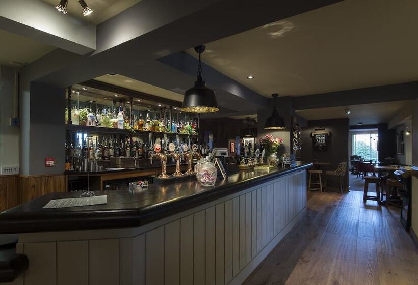 هتل Owl, Hambleton By Marston S Inns