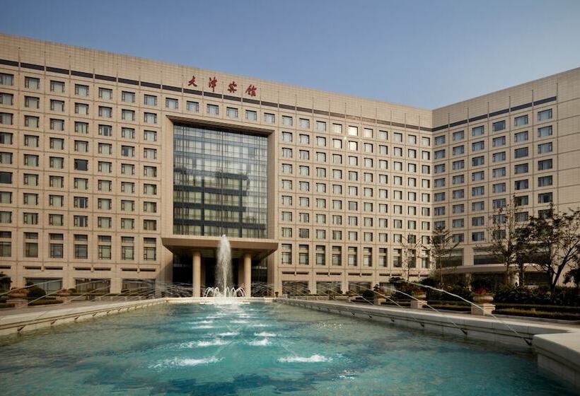 هتل Renaissance Tianjin Lakeview