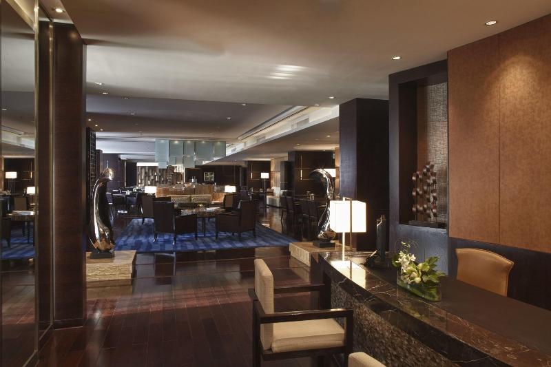 هتل Renaissance Tianjin Lakeview