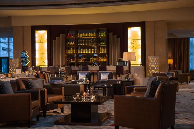 هتل Renaissance Tianjin Lakeview