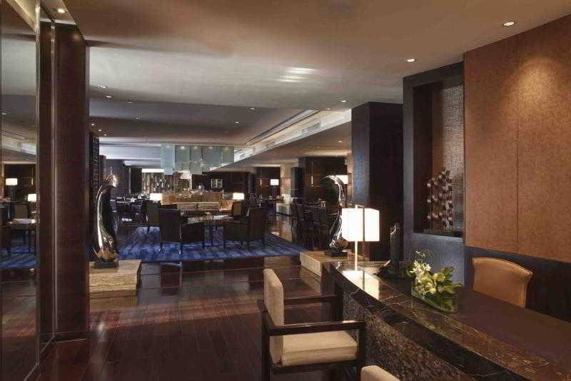 هتل Renaissance Tianjin Lakeview