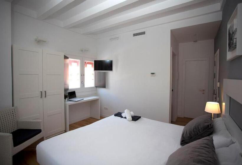 هتل Sitges