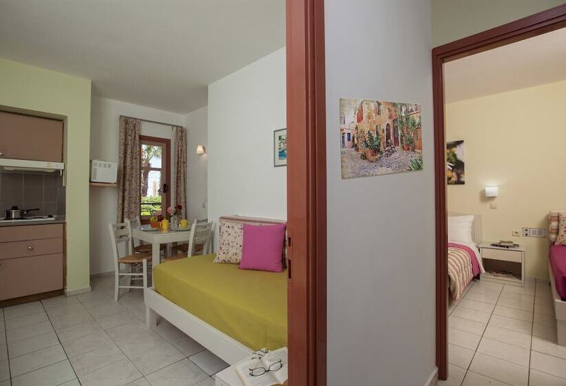 Latania Apartments