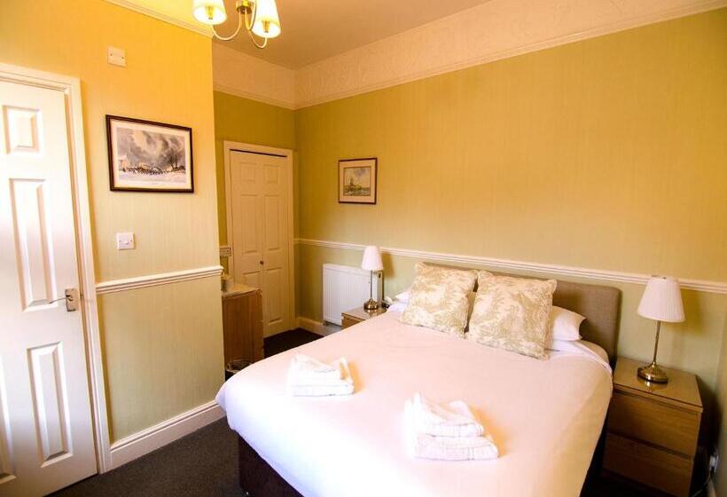 تختخواب و صبحانه Arundel House