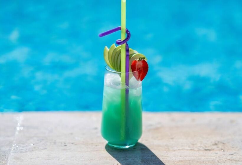 هتل Ata Lagoon Beach