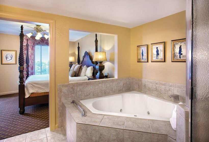 هتل Club Wyndham Old Town Alexandria