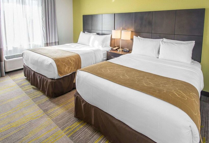 هتل Comfort Suites Miami Airport North
