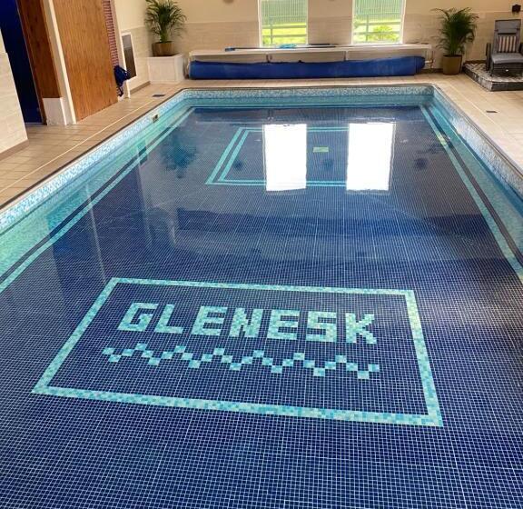 Отель Glenesk
