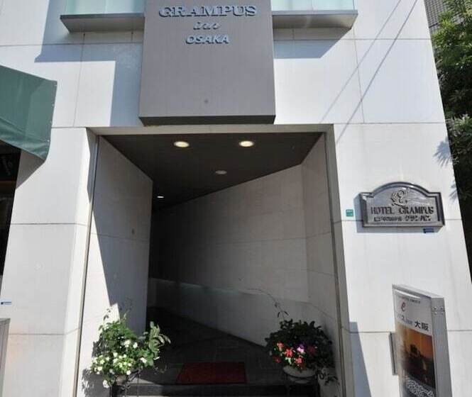 فندق Grampus Inn Osaka