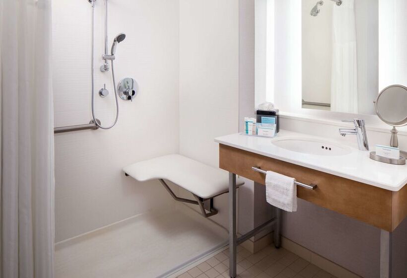 هتل Hampton Inn & Suites Miami/brickelldowntown