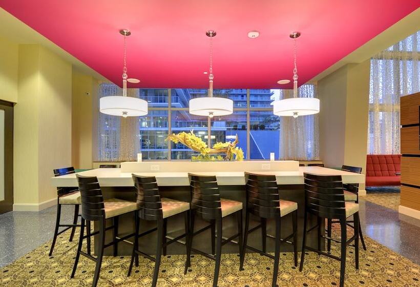 هتل Hampton Inn & Suites Miami/brickelldowntown